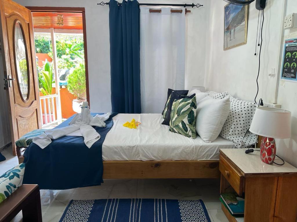 My Corner Guest House Victoria Exteriér fotografie